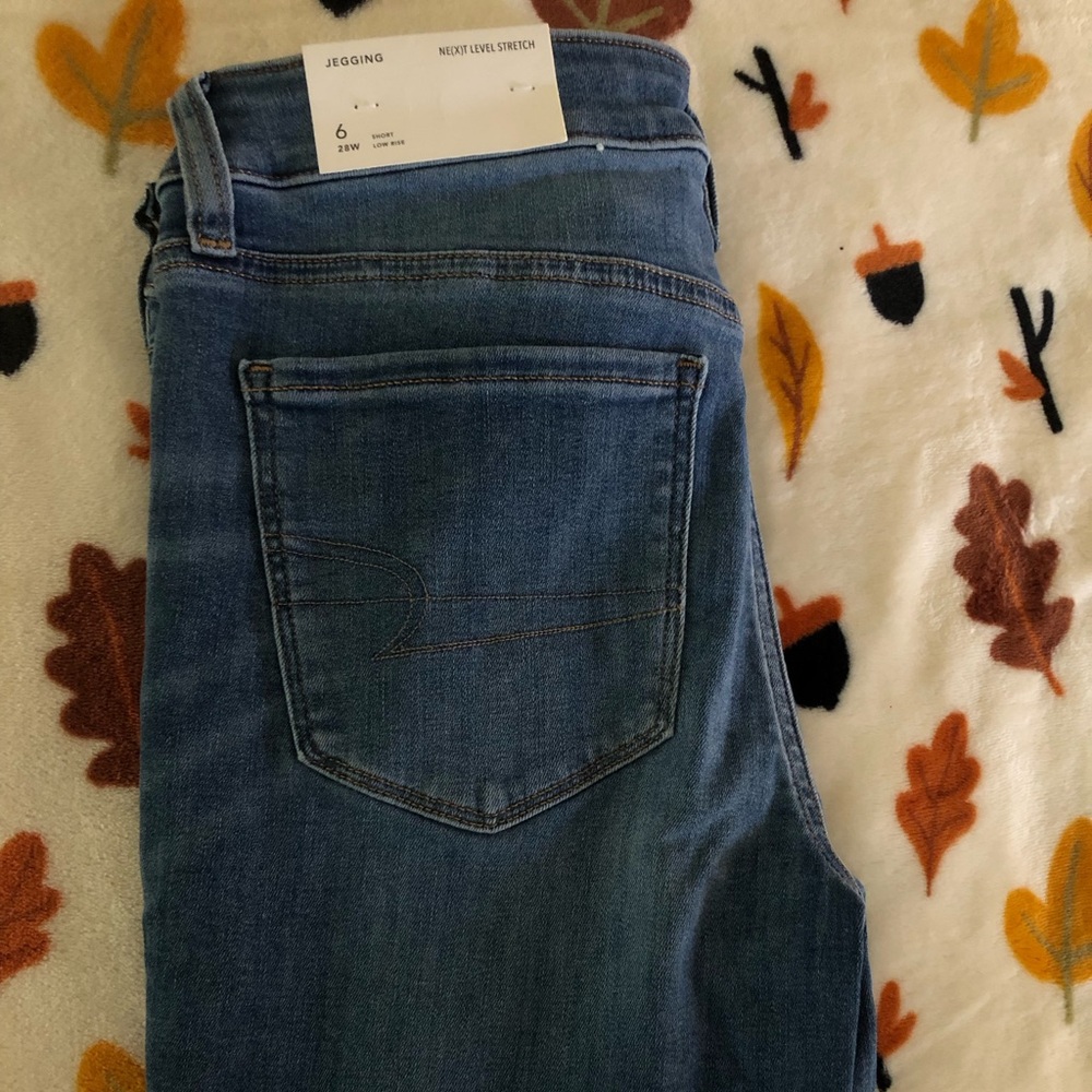 American Eagle Women’s Jegging Jeans Size 6 W28